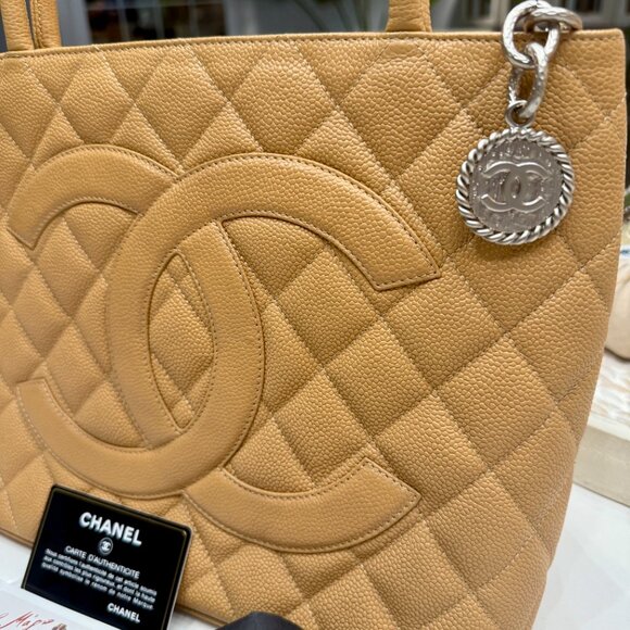 Authentic Chanel Caviar Quilted Medallion Tote Bag Tan - Picture 2 of 13